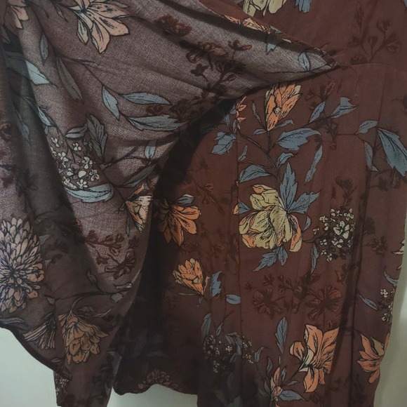 Urban Outfitters Maroon Floral Anita Skort Romper Size 8 - Picture 6 of 8